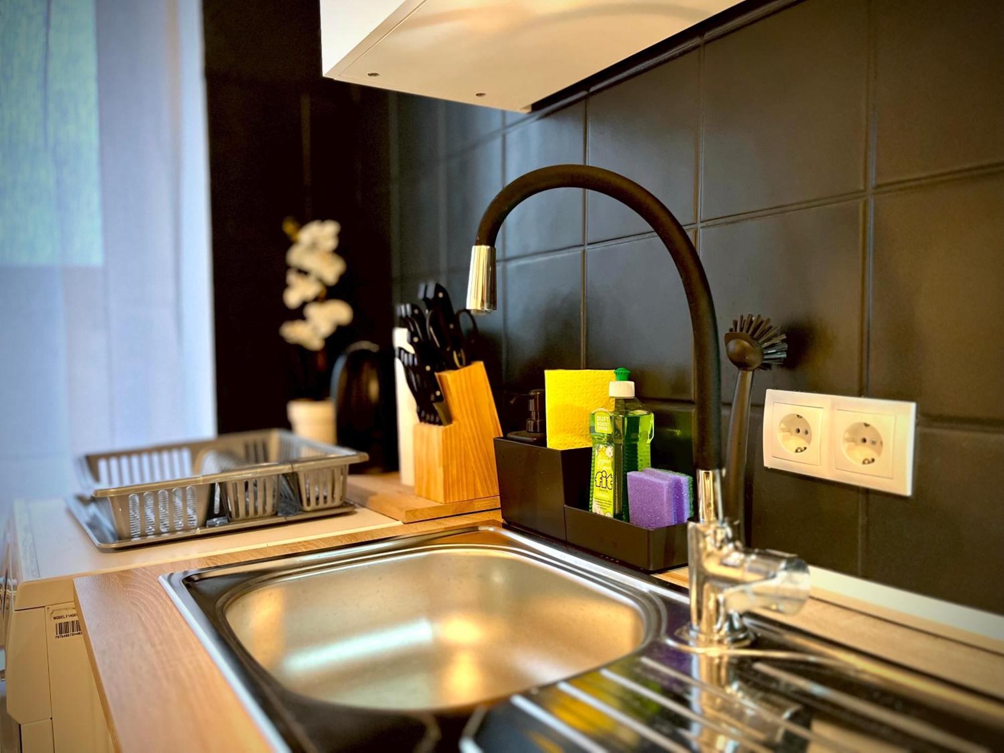 G&G Luxury Apartment Am Stadtpark เบนดอร์ฟ ภายนอก รูปภาพ