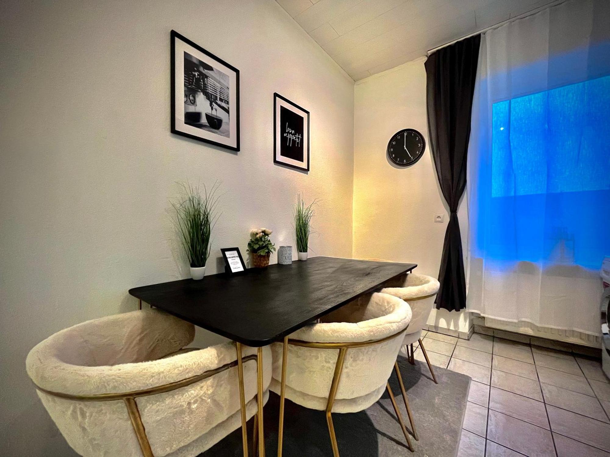 G&G Luxury Apartment Am Stadtpark เบนดอร์ฟ ภายนอก รูปภาพ